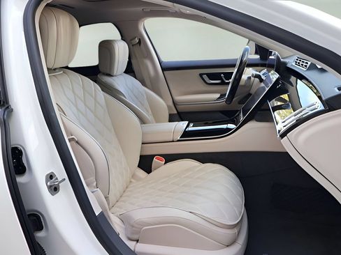 Used 2023 Mercedes-Benz S 580 4MATIC Sedan image 17