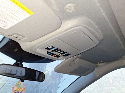 Used 2023 Ford Explorer XLT w/ Equipment Group 202A image 14