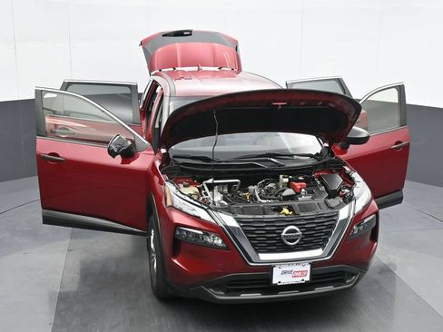 Used 2021 Nissan Rogue S AWD/4WD image 34