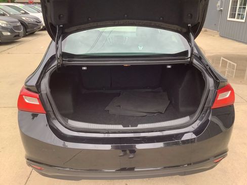 Used 2023 Chevrolet Malibu LT FWD image 14