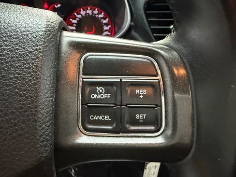 Used 2016 Dodge Dart SXT image 29