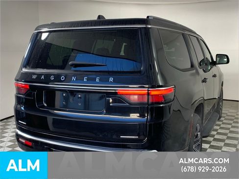 Used 2023 Jeep Wagoneer Series II image 8