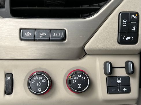 Used 2015 GMC Yukon Denali w/ Touring Package image 48