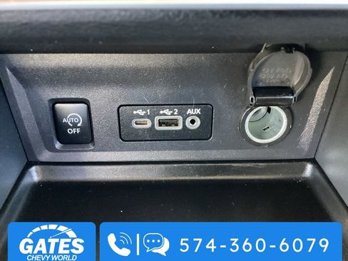 Used 2025 Nissan Sentra SV FWD image 16