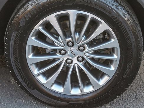 Used 2016 Lincoln MKX Select w/ Select Plus Package image 12