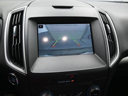 Certified 2017 Ford Edge SEL w/ Equipment Group 201A image 4