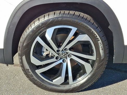 Used 2022 Volkswagen Atlas SEL image 9