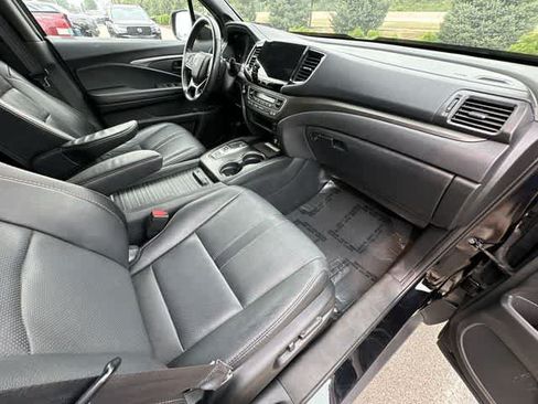 Used 2022 Honda Passport TrailSport image 22