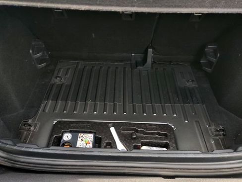 Certified 2021 Ford EcoSport SE image 17