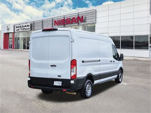 Used 2023 Ford Transit 250 Medium Roof image 4