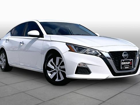Used 2020 Nissan Altima 2.5 S FWD image 3