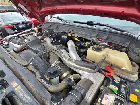 Used 2016 Ford F350 Lariat w/ Chrome Package image 19