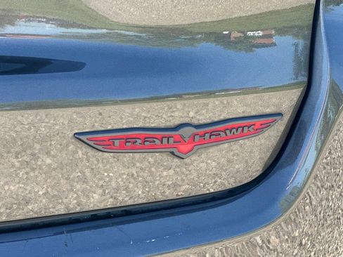 Used 2024 Jeep Compass Trailhawk w/ Trailhawk Elite Group AWD/4WD image 4