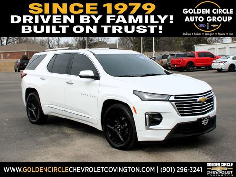 Used 2023 Chevrolet Traverse Premier AWD/4WD image 1
