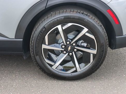 Used 2026 Chevrolet Equinox EV LT image 10