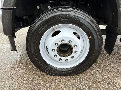 Used 2023 Ford F550 2WD Regular Cab Super Duty image 7