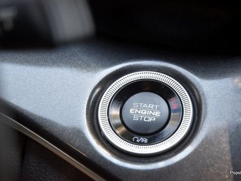 Used 2022 Jeep Grand Cherokee L Laredo image 19