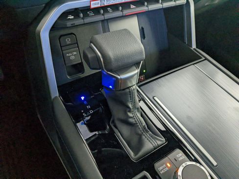 New 2025 Toyota Tundra Platinum image 19