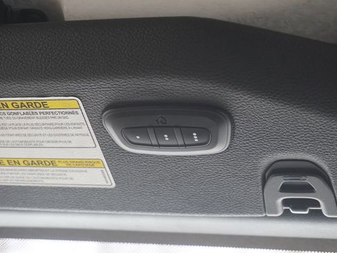 Used 2018 Jeep Wrangler Unlimited Sahara image 28