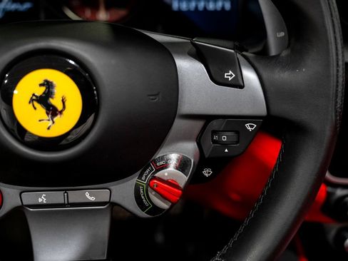 Used 2020 Ferrari Portofino RWD image 46