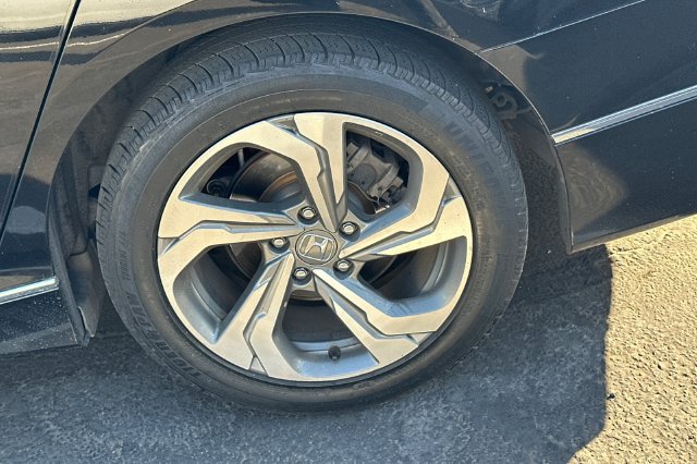 Used 2018 Honda Accord EX image 4