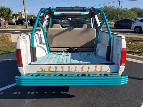 Used 1996 Ford Bronco XLT AWD/4WD image 21