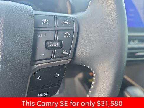Used 2025 Toyota Camry SE w/ Convenience Package FWD image 23