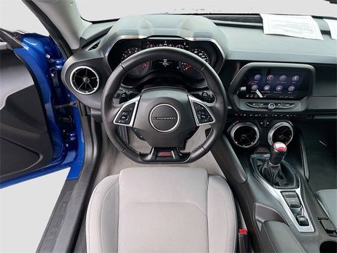 Used 2022 Chevrolet Camaro SS image 19