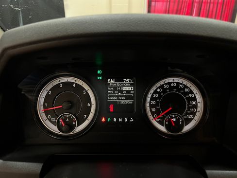 Used 2018 RAM 1500 Express w/ Express Value Package image 20