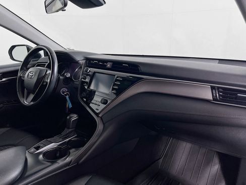 Certified 2020 Toyota Camry SE w/ Carpet Mat Package AWD/4WD image 25