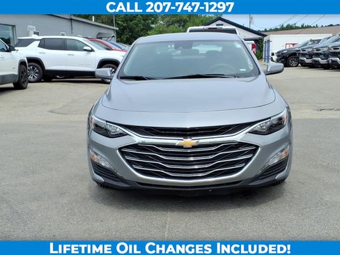 Used 2024 Chevrolet Malibu LT FWD image 2