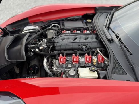 Used 2015 Chevrolet Corvette Stingray Coupe image 40