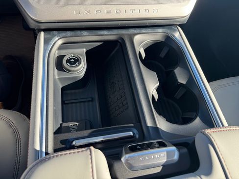 New 2025 Ford Expedition Max Active image 19