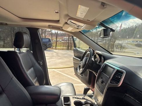 Used 2013 Jeep Grand Cherokee Laredo image 36