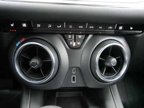 Used 2024 Chevrolet Blazer LT w/ Convenience Package AWD/4WD image 20
