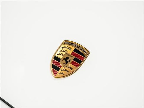 Certified 2025 Porsche 911 Carrera RWD image 13