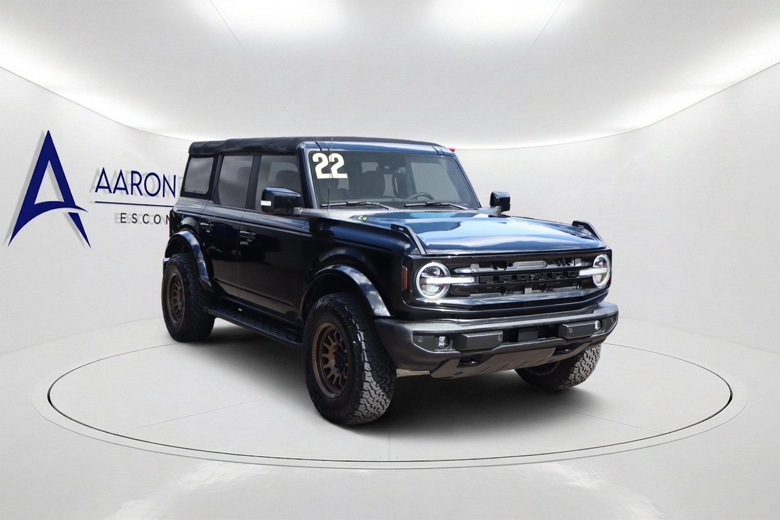 Used 2022 Ford Bronco Outer Banks AWD/4WD image 3