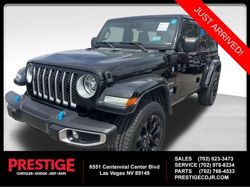Used 2022 Jeep Wrangler Unlimited Sahara w/ Cold Weather Group AWD/4WD image 1