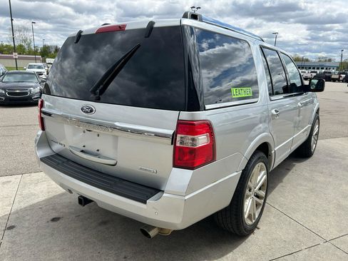 Used 2015 Ford Expedition Platinum AWD/4WD image 5