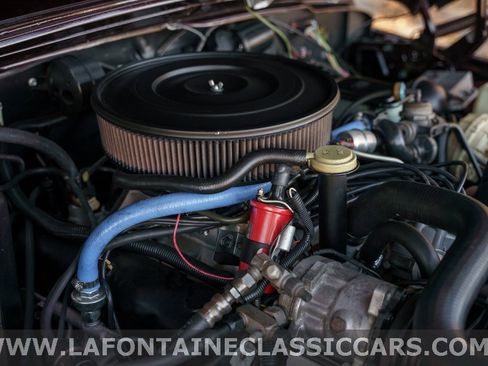 Used 1991 Jeep Grand Wagoneer Base image 62