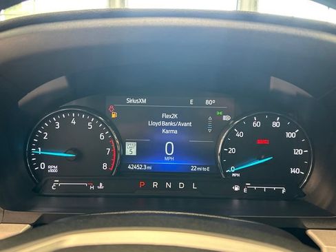 Used 2023 Ford Explorer XLT w/ Equipment Group 202A AWD/4WD image 40