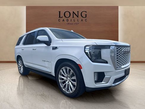 Used 2023 GMC Yukon Denali w/ LPO, Floor Liner Package AWD/4WD image 7