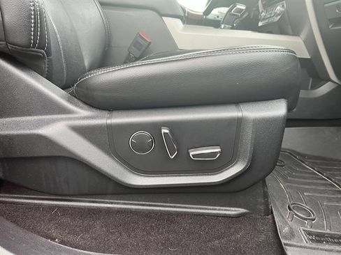 Used 2018 Ford F150 Lariat w/ Equipment Group 502A Luxury image 38