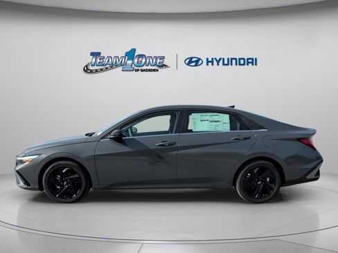 New 2026 Hyundai Elantra SEL Sport Premium image 5