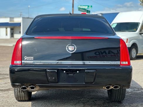 Used 2006 Cadillac DTS FWD image 6