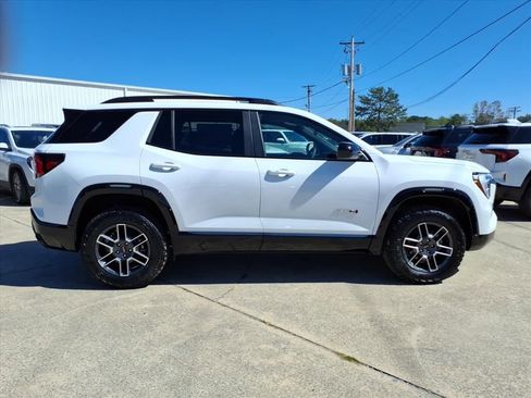 New 2026 GMC Terrain AT4 image 8