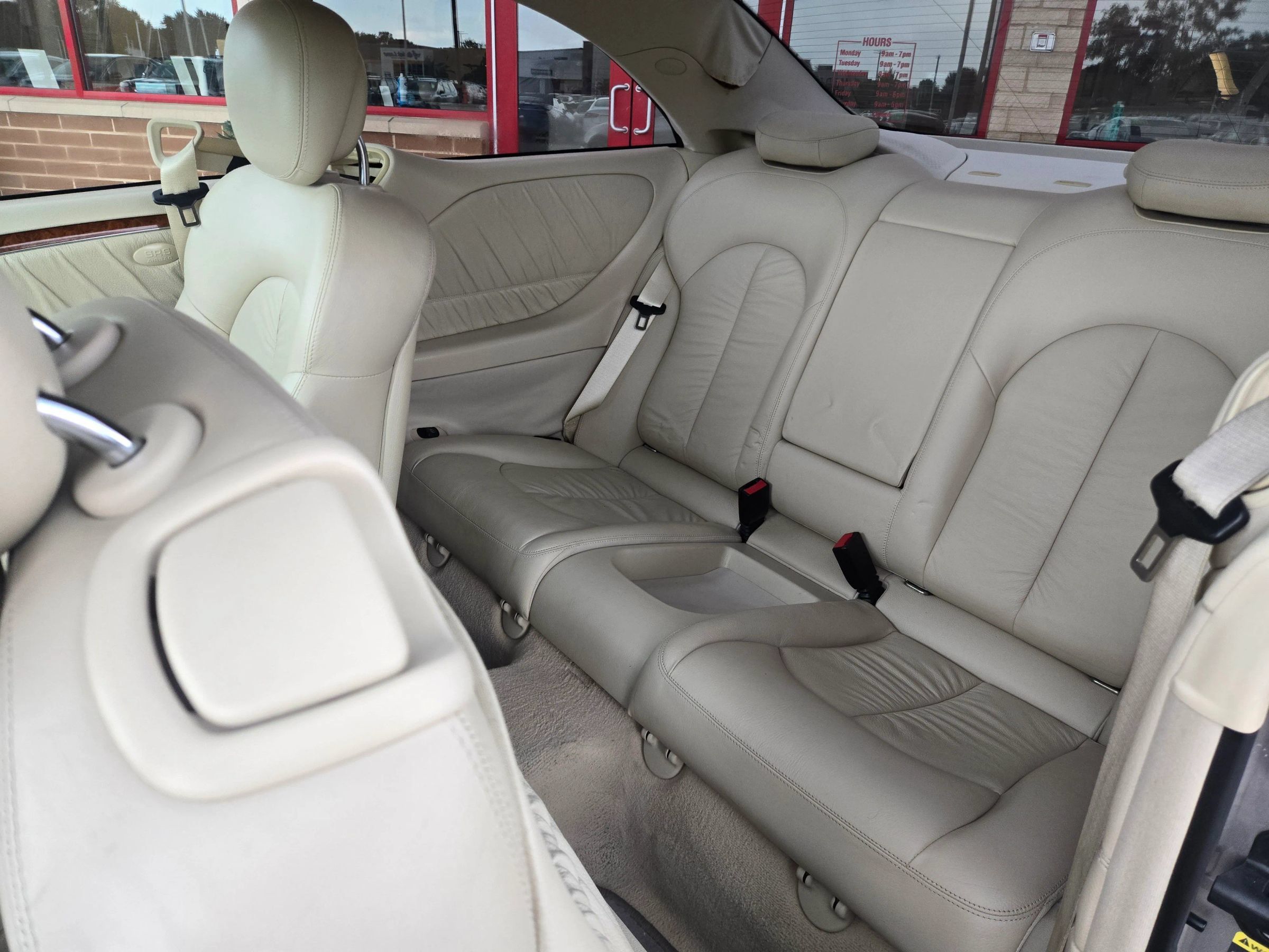 Used 2007 Mercedes-Benz CLK 350 Coupe image 9