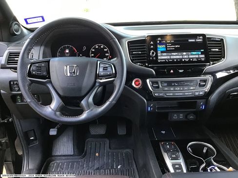Used 2024 Honda Ridgeline Black Edition image 12
