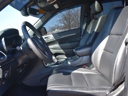 Used 2022 Jeep Grand Cherokee Limited image 29