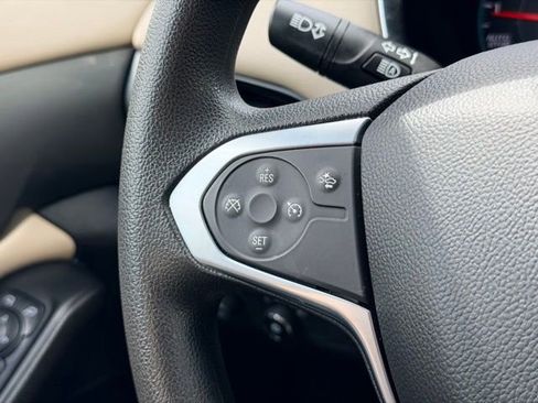 Used 2024 Chevrolet Traverse LS w/ Safety Package AWD/4WD image 9